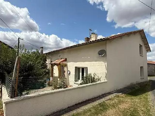 Maison vente à Montmorillon, Civray