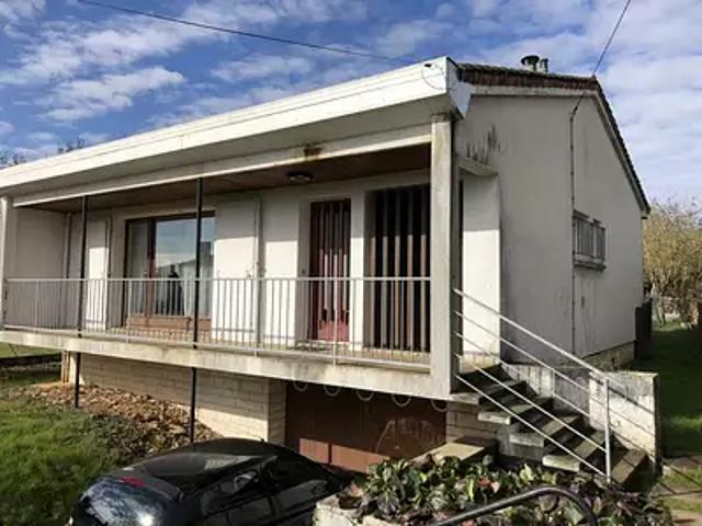 Maison location à Montmorillon, Civray