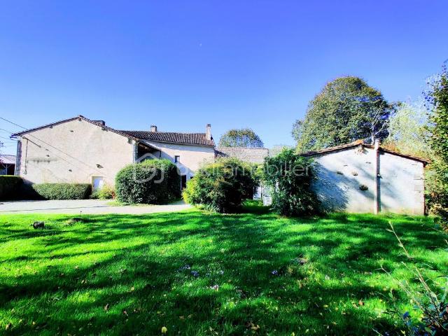 Maison vente à Montmorillon, Civray