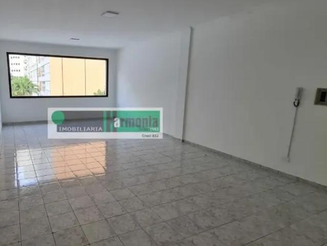 Ponto Comercial aluguel em Região Imediata de São Paulo, Região Metropolitana de São Paulo