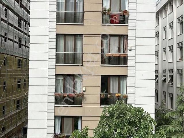 Merdivenköy Mahallesi, Kadiköy içerisinde kiralık mülk