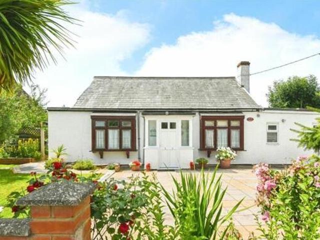 House for sale in Dale Hill, Essex