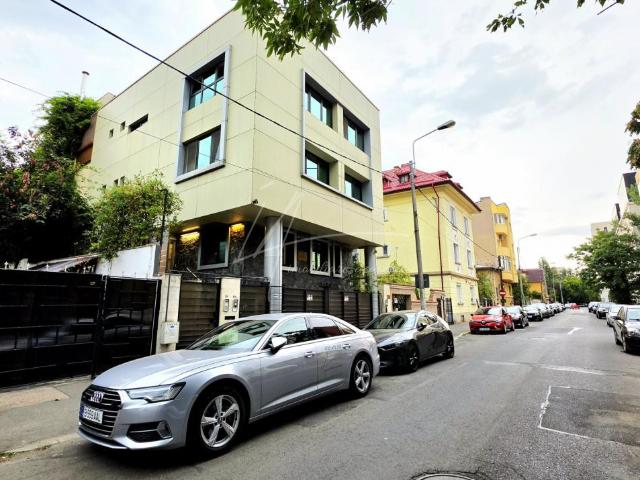 Casă închirieri în București