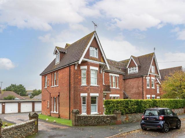 Apartment for rent in Rustington, Arun