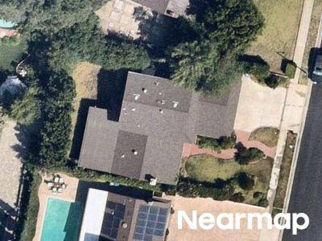 House for sale in Northridge West Neighborhood Council District, Canoga Park