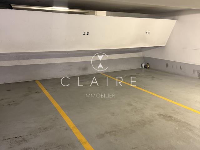 Garage vente à Paris 4e Arrondissement, Paris
