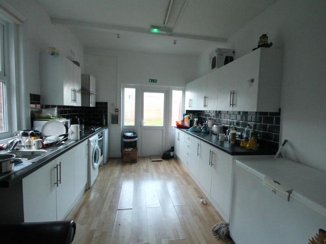 Apartment for rent in Grove Hill, Normanby
