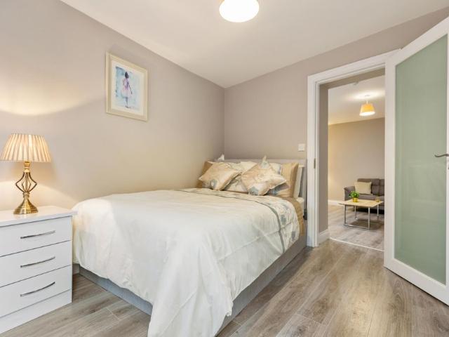 Apartment to rent in Bluebell, North Tipperary