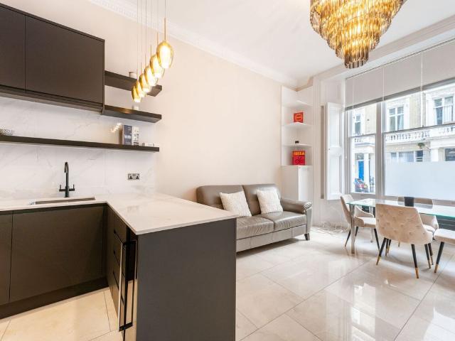 Apartment for rent in Royal Borough of Kensington and Chelsea, Greater London