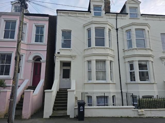 Apartment for rent in Middle Deal, Dover