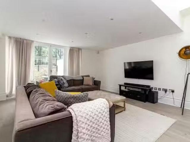 Apartment for rent in Clapham, Greater London