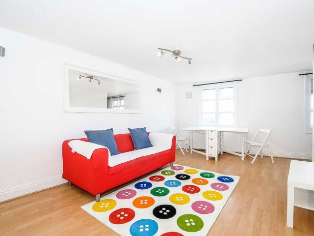 House for rent in Clapham, Greater London