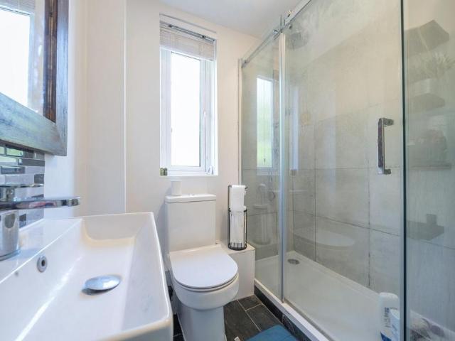 Apartment for rent in Clapham, Greater London