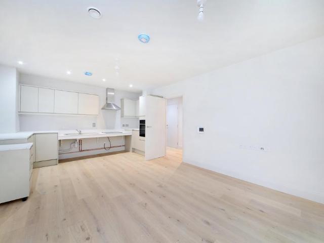 House for rent in Clapham, Greater London