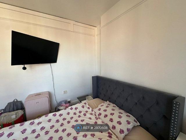 Room for rent in London Borough of Lambeth, Greater London