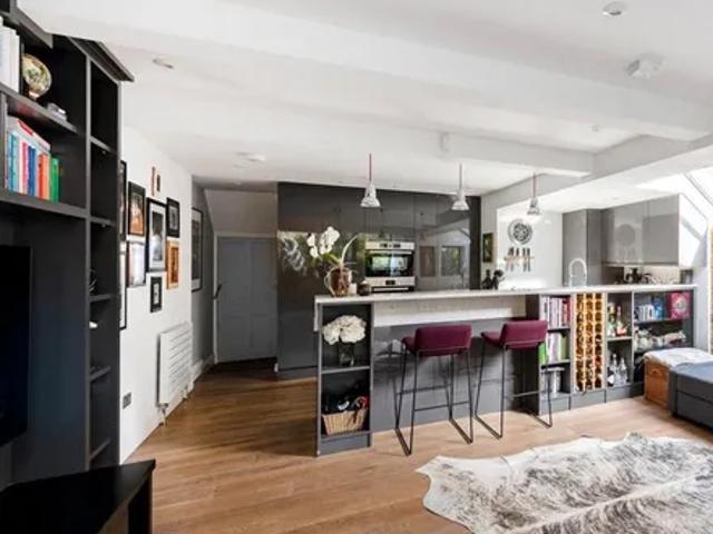 Apartment for rent in Clapham, Greater London
