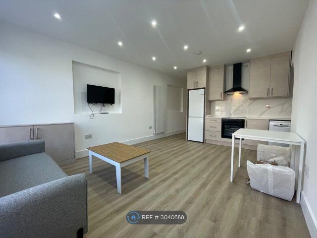 Apartment for rent in London Borough of Lambeth, Greater London