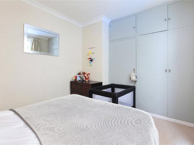 Apartment for rent in Stockwell, Greater London