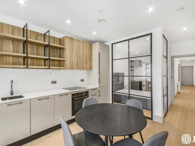 Apartment for rent in London Borough of Lambeth, Greater London