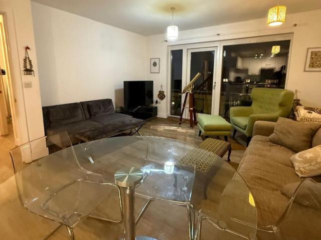 Apartment for rent in Stockwell, Greater London