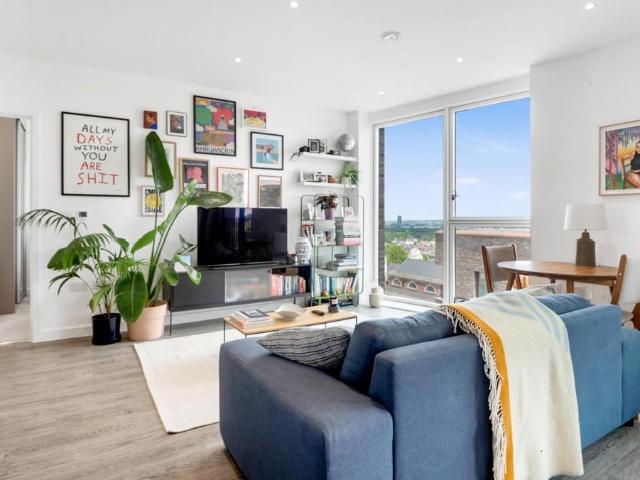 Apartment for rent in Stamford Hill, Greater London