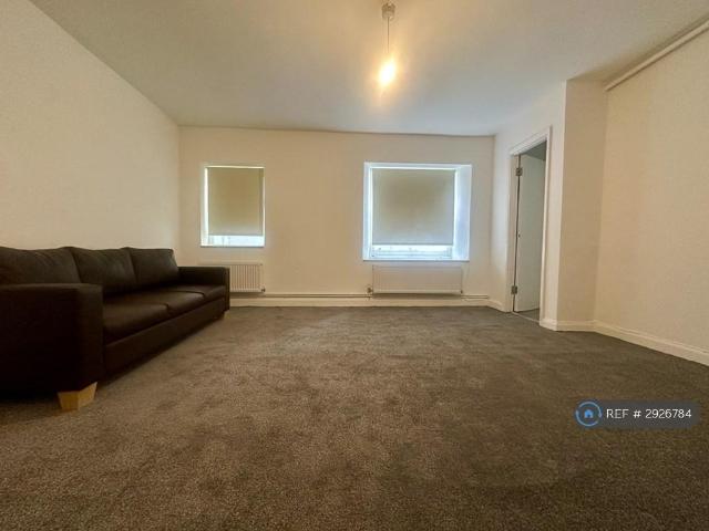 Apartment for rent in Stamford Hill, Greater London