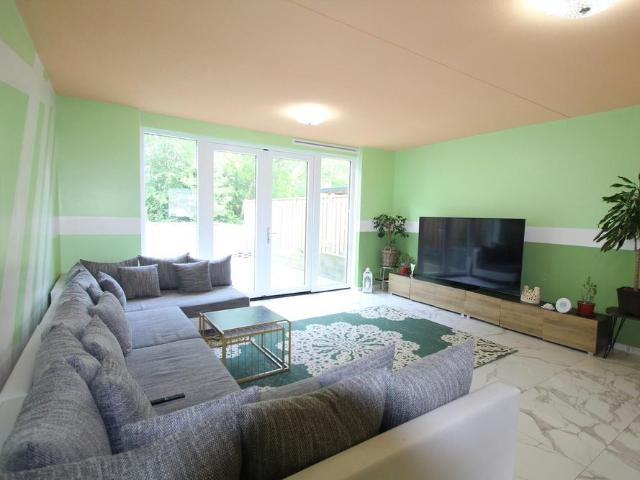 Woning te huur in Uithoorn, Noord Holland