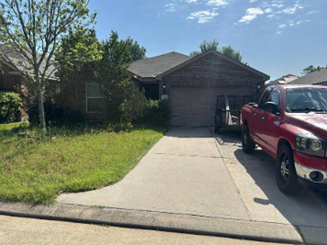 House for sale in Pinehurst, Texas