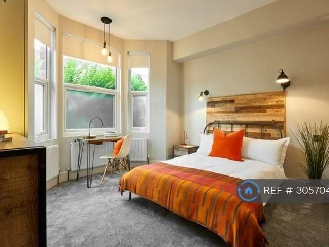 House for rent in Ball Hill, Coventry