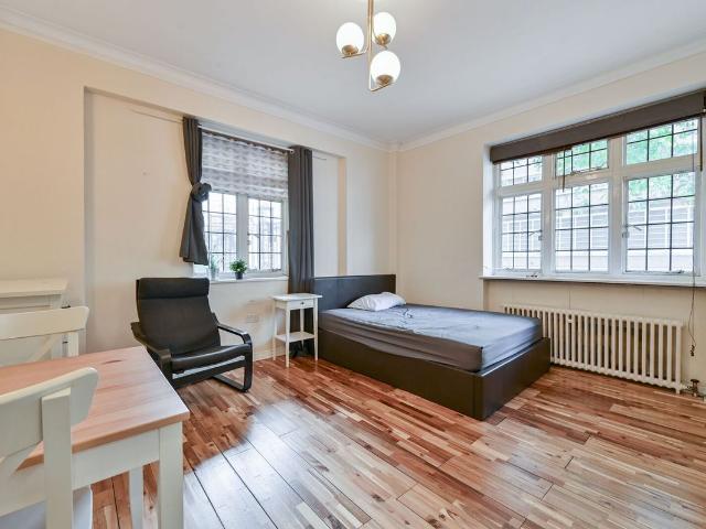 Studio for rent in King's Cross, Greater London