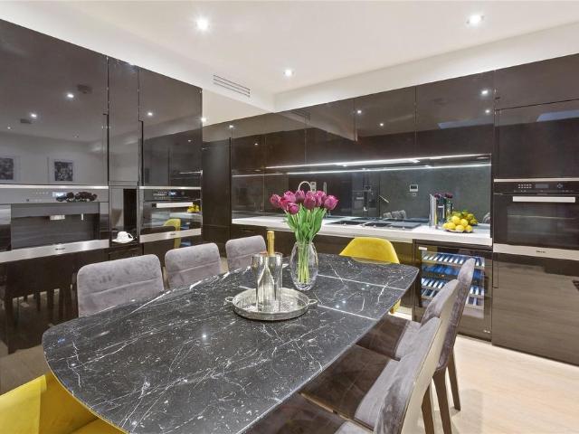 House for rent in London Borough of Islington, Greater London