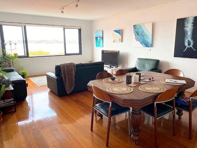 Room for rent in Claremont, Western Australia