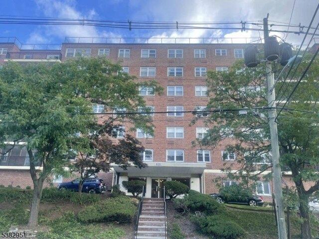Condo for sale in Montclair, New Jersey