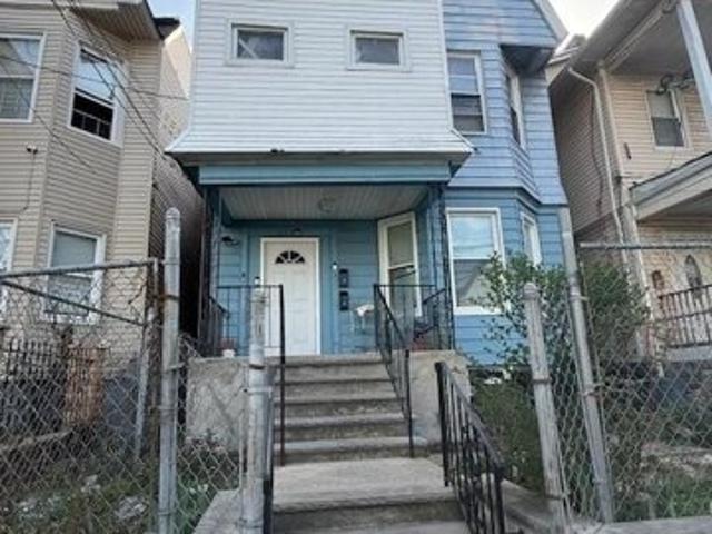 House for sale in Hudson, New Jersey