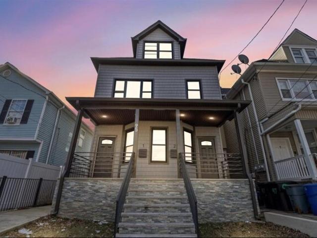House for sale in Hudson, New Jersey