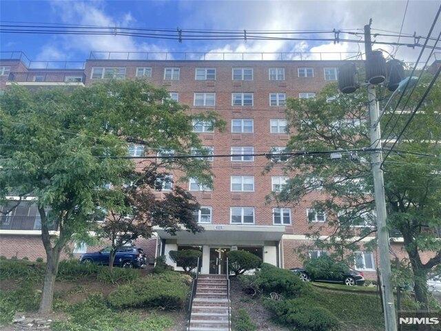 Condo for sale in Montclair, Essex County