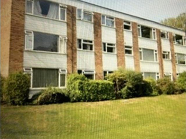 Apartment for rent in Mount Hermon, Woking