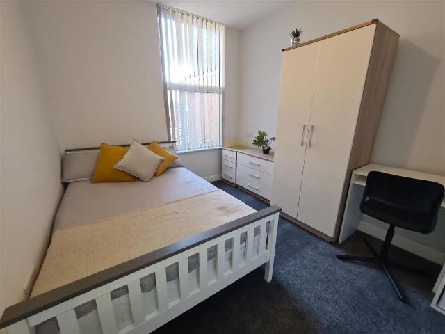 Room for rent in Bearwood, West Midlands