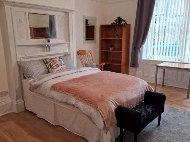 Room for rent in Spital Tongues, Tyne And Wear