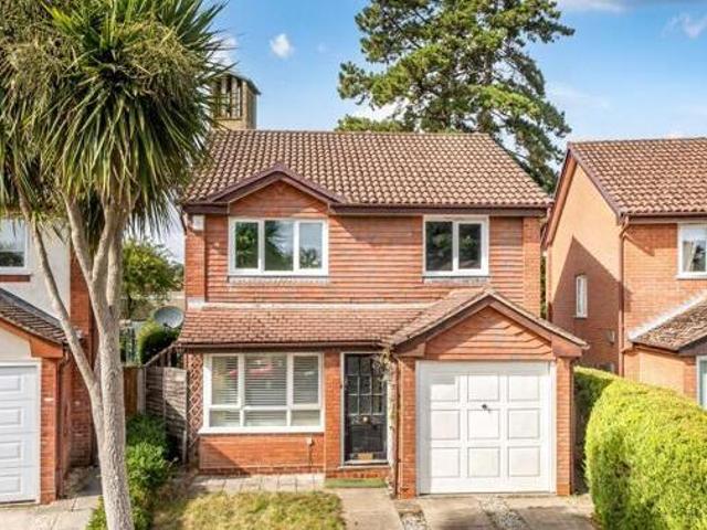 House for sale in Littlecote, West Sussex