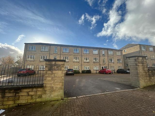 Apartment for rent in Woolshops, Calderdale
