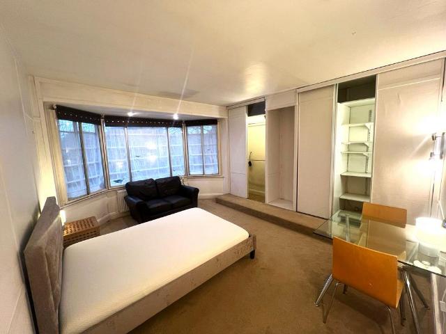 Apartment for rent in London Borough of Lambeth, Greater London