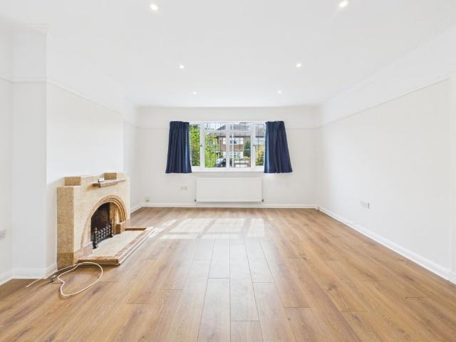House for rent in New Malden, Greater London