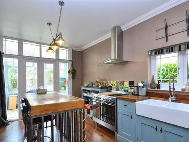 House for sale in Northampton, Northamptonshire