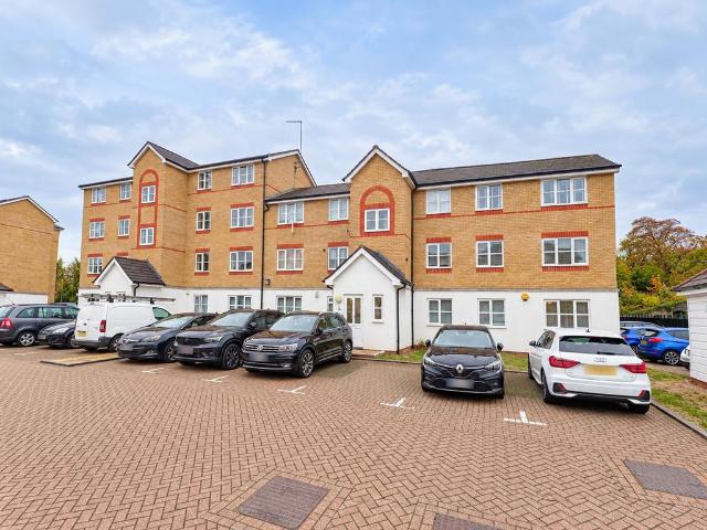 Apartment for rent in Barnet Vale, Greater London