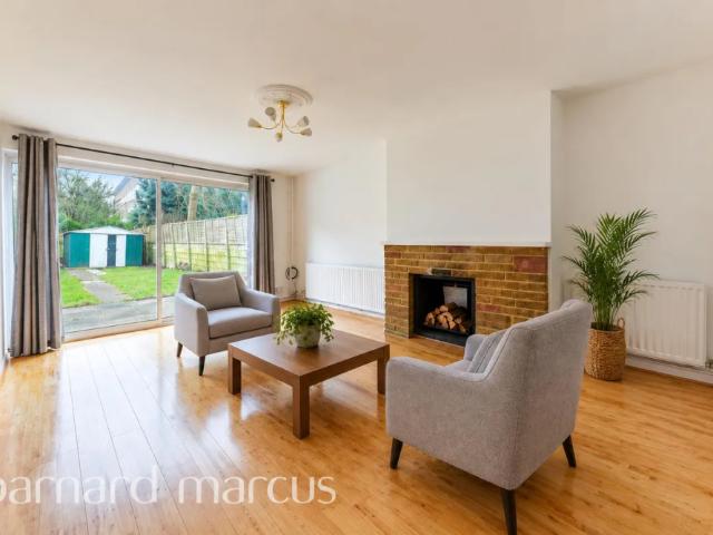 Townhouse for rent in London Borough of Lambeth, Greater London