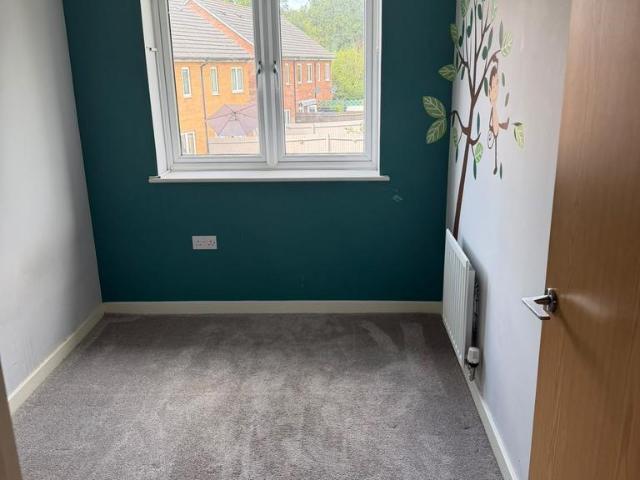 House for rent in Farley Hill, Luton