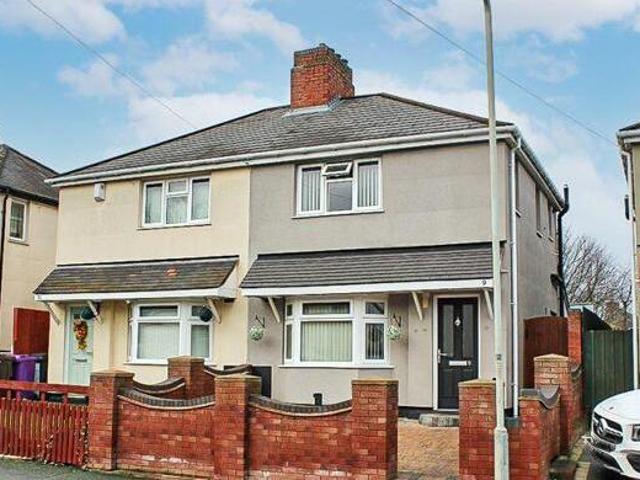 House for sale in Bilston, West Midlands