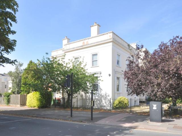 Apartment for rent in Golden Valley, Gloucestershire
