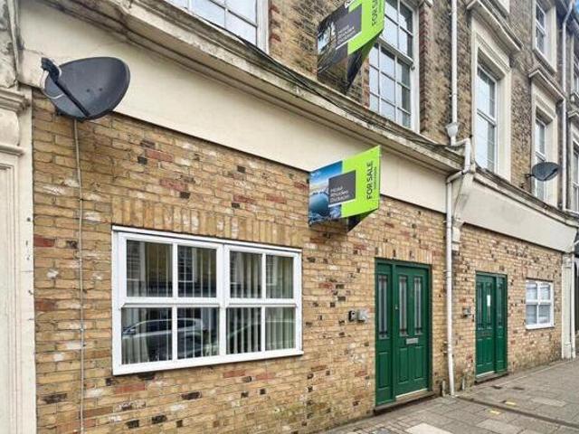 House for sale in East Cowes, Isle Of Wight